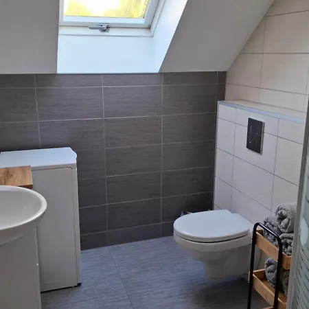 Dom Ukromki Z Kominkiem I Widokiem Na Sniezke *