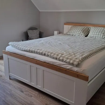 Dom Ukromki Z Kominkiem I Widokiem Na Sniezke Holiday home